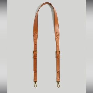 Madewell- The Crossbody Bag Strap: Leather Edition